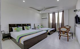 Treebo Rockland, Zirakpur